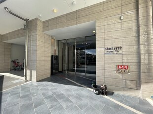 セレニテ神戸プリエの物件外観写真
